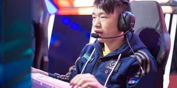 她们通过提 她们通过提